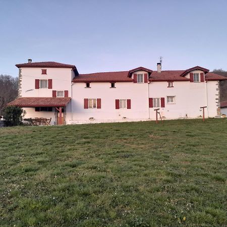 Gite A La Ferme Larranda Suhescun Buitenkant foto